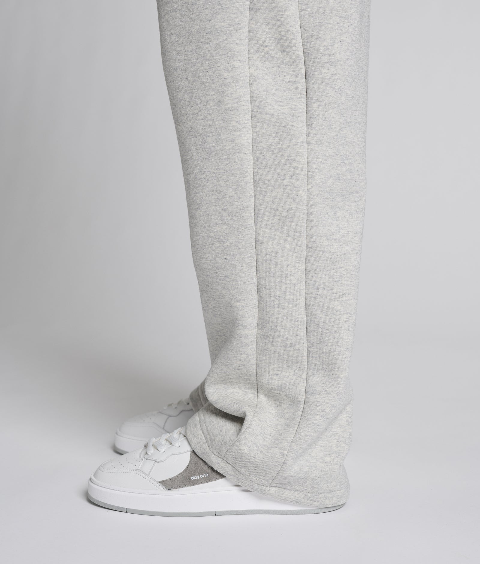 Crew Sweatpants Open Leg