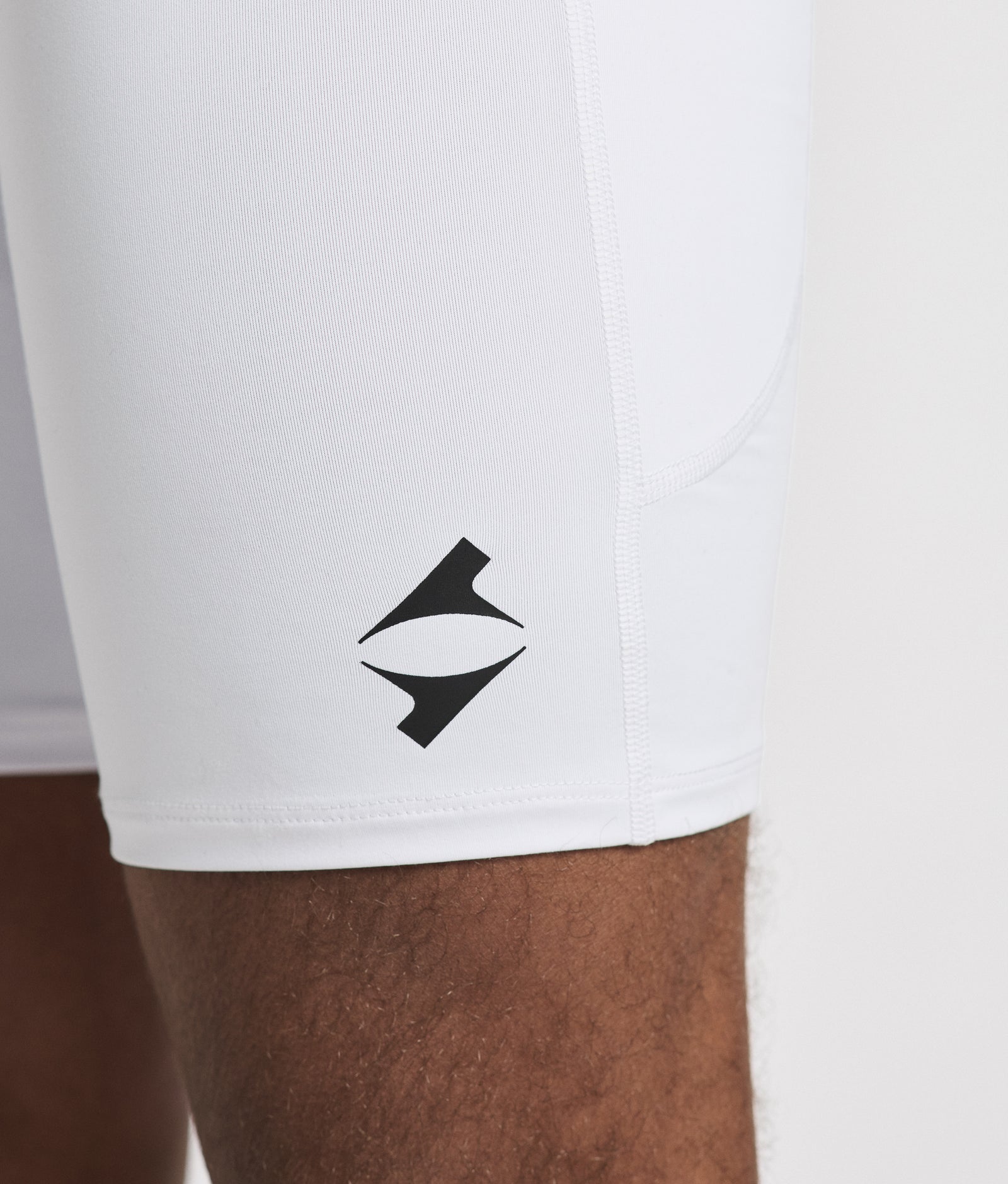 Compound Tights Short